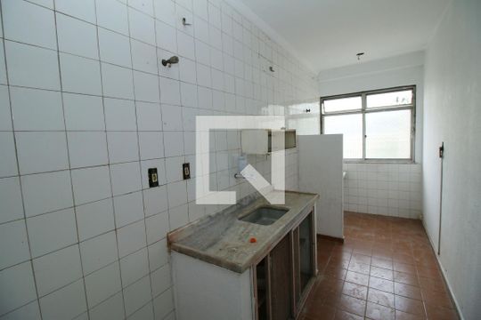 Cozinha de apartamento à venda com 2 quartos, 56m² em Vaz Lobo, Rio de Janeiro