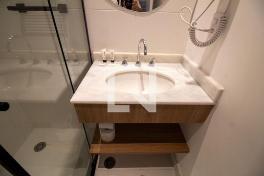 Banheiro Studio de kitnet/studio para alugar com 1 quarto, 25m² em Brooklin Paulista, São Paulo