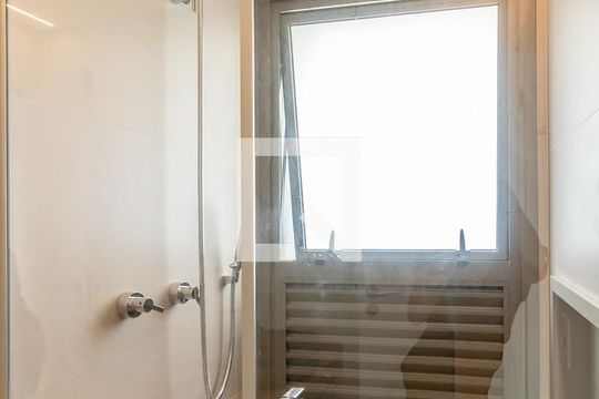 Banheiro do Quarto 2 de apartamento à venda com 2 quartos, 162m² em Vila Nova Conceição, São Paulo