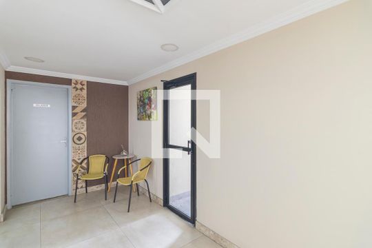 Hall de Entrada de apartamento à venda com 3 quartos, 69m² em Jardim Santo André, Santo André