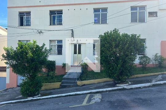 Fachada de apartamento para alugar com 2 quartos, 80m² em Mutondo, São Gonçalo