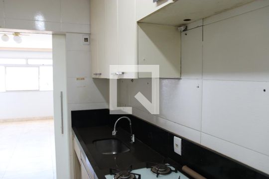 Cozinha de apartamento para alugar com 3 quartos, 68m² em Setor Leste Vila Nova, Goiânia