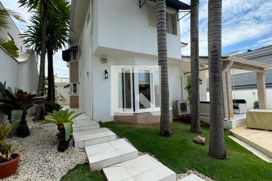 Varanda de casa de condomínio à venda com 3 quartos, 414m² em Alphaville Residencial Dois, Barueri