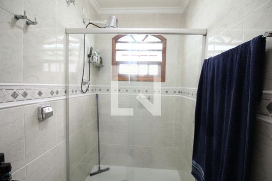 Banheiro Social de casa à venda com 3 quartos, 118m² em Vila Sonia, São Paulo
