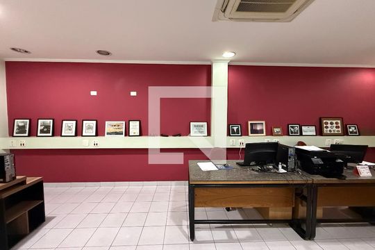 Apartamento para alugar com 1 quarto, 73m² em República, São Paulo