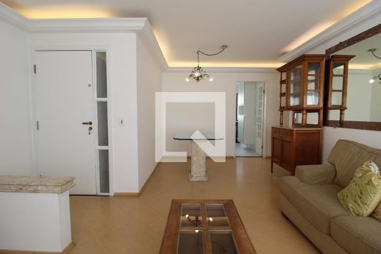 Sala de apartamento à venda com 3 quartos, 85m² em Vila Olímpia, São Paulo