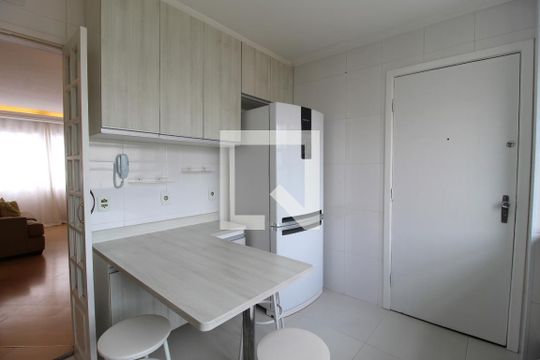 Cozinha de apartamento à venda com 3 quartos, 85m² em Vila Olímpia, São Paulo
