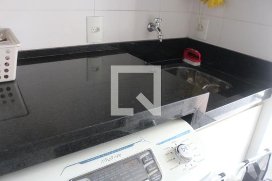 Área de Serviço de apartamento para alugar com 3 quartos, 77m² em Santa Paula, São Caetano do Sul