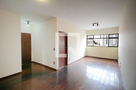 Apartamento para alugar com 3 quartos, 90m² em Horto Florestal, Belo Horizonte