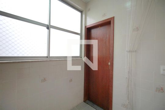 Área de Serviço de apartamento para alugar com 3 quartos, 90m² em Horto Florestal, Belo Horizonte