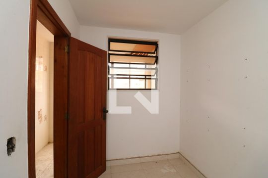 Quarto de Serviço de apartamento à venda com 3 quartos, 135m² em Jardim Guanabara, Rio de Janeiro