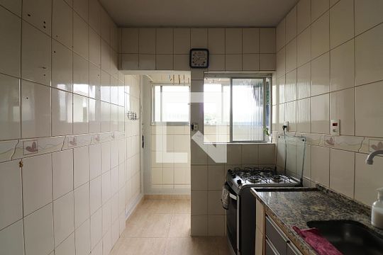 Cozinha de apartamento à venda com 2 quartos, 51m² em Rudge Ramos, São Bernardo do Campo