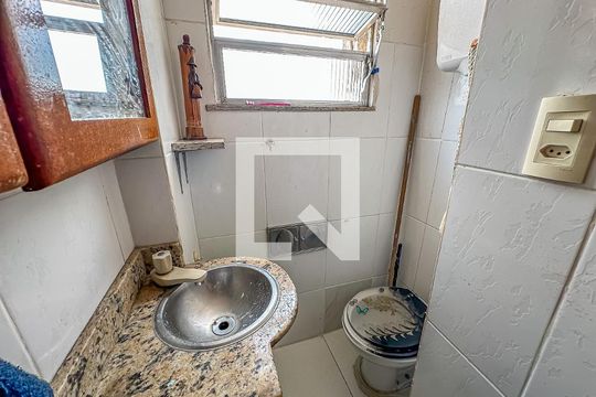 Banheiro de kitnet/studio à venda com 1 quarto, 20m² em Centro, Rio de Janeiro