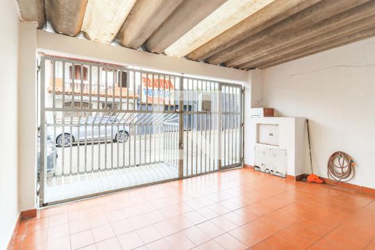 Garagem de casa à venda com 2 quartos, 100m² em Brooklin, São Paulo