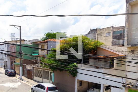 Vista de casa para alugar com 3 quartos, 229m² em Cidade Continental, São Paulo