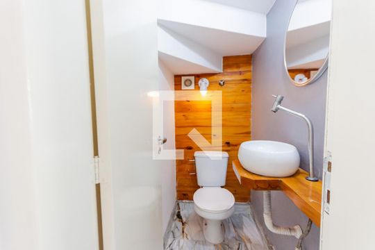 Lavabo de casa de condomínio à venda com 4 quartos, 133m² em Vila São Pedro, Santo André