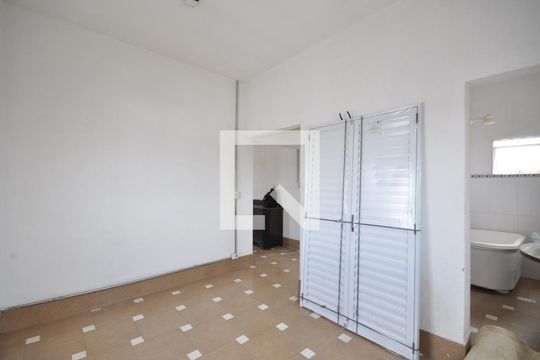 Quarto Suíte de casa para alugar com 4 quartos, 500m² em Parque Edu Chaves, São Paulo