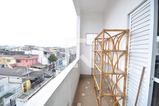 Varanda de casa para alugar com 4 quartos, 500m² em Parque Edu Chaves, São Paulo