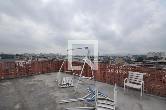 Terraço de casa para alugar com 4 quartos, 500m² em Parque Edu Chaves, São Paulo