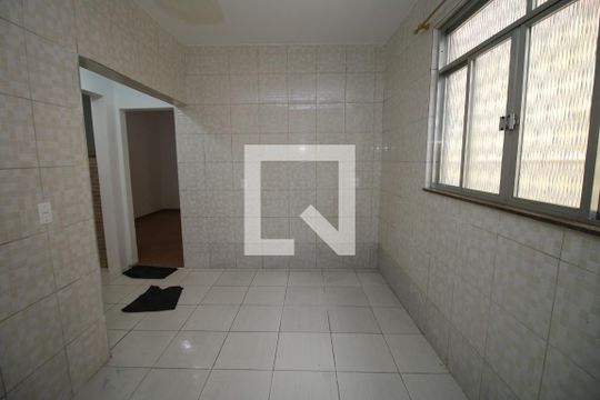 Cozinha de casa para alugar com 2 quartos, 90m² em Irajá, Rio de Janeiro