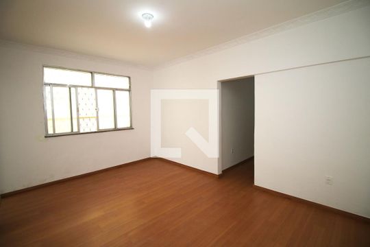 Sala de casa para alugar com 2 quartos, 90m² em Irajá, Rio de Janeiro