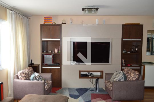 Sala de casa à venda com 3 quartos, 140m² em Ipiranga, São Paulo