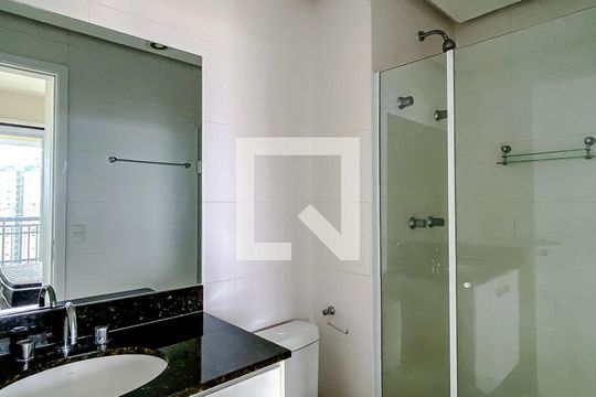 Banheiro de apartamento à venda com 1 quarto, 50m² em Vila Regente Feijó, São Paulo