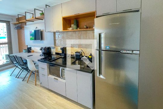 Studio de kitnet/studio à venda com 1 quarto, 26m² em Sumarezinho, São Paulo
