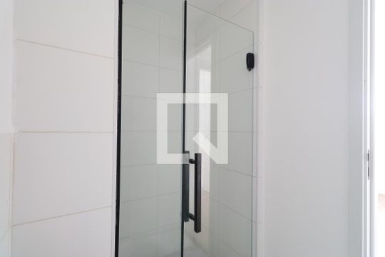 Banheiro de apartamento à venda com 2 quartos, 40m² em Barra Funda, São Paulo