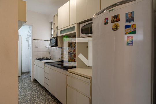 Cozinha de apartamento à venda com 1 quarto, 50m² em Consolação, São Paulo