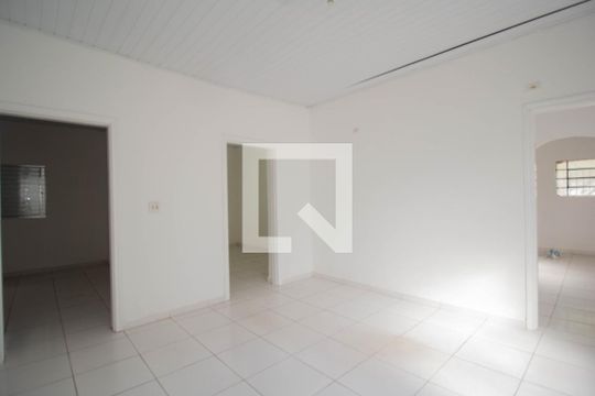 Quarto 1 de casa para alugar com 2 quartos, 270m² em Vila Mangalot, São Paulo