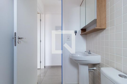 Banheiro de apartamento para alugar com 1 quarto, 32m² em Alto da Mooca, São Paulo