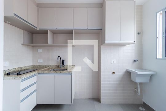 Cozinha de apartamento para alugar com 1 quarto, 32m² em Alto da Mooca, São Paulo