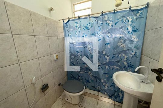 Banheiro de casa à venda com 2 quartos, 78m² em Lins de Vasconcelos, Rio de Janeiro