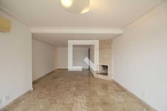 Apartamento para alugar com 4 quartos, 151m² em Paraíso do Morumbi, São Paulo
