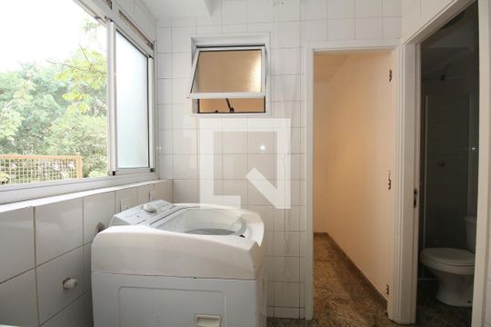 Área de Serviço de apartamento para alugar com 4 quartos, 151m² em Paraíso do Morumbi, São Paulo