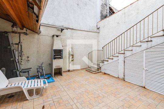 Quintal de casa para alugar com 4 quartos, 196m² em Cidade Monções, São Paulo