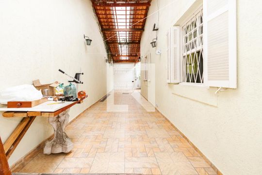 Garagem de casa para alugar com 4 quartos, 196m² em Cidade Monções, São Paulo