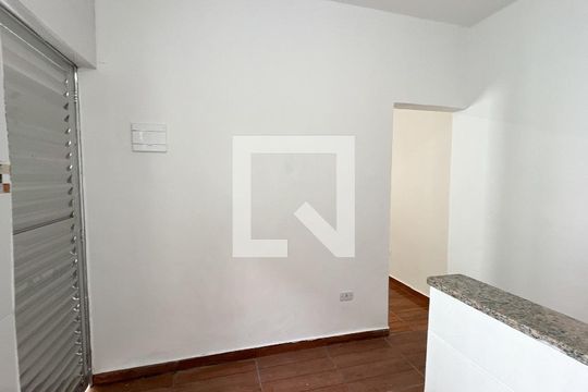 Sala/Cozinha de apartamento para alugar com 1 quarto, 20m² em Freguesia do Ó, São Paulo