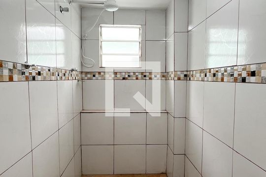Banheiro de apartamento para alugar com 1 quarto, 20m² em Freguesia do Ó, São Paulo