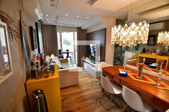 Apartamento à venda com 2 quartos, 60m² em Vila Costa E Silva, Campinas