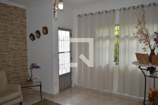 Sala de casa à venda com 2 quartos, 300m² em Ipiranga, São Paulo