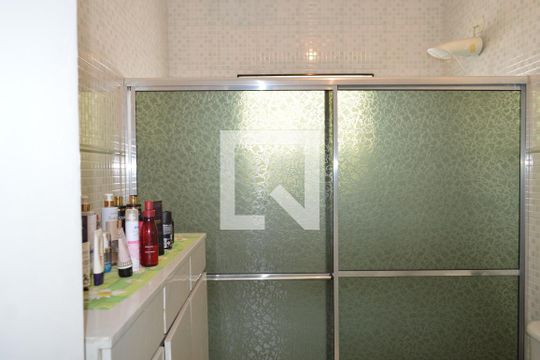 Banheiro de casa à venda com 2 quartos, 300m² em Ipiranga, São Paulo