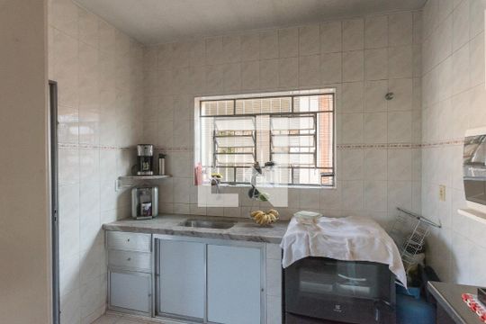 Cozinha de casa à venda com 3 quartos, 123456m² em Vila Pompéia, Campinas