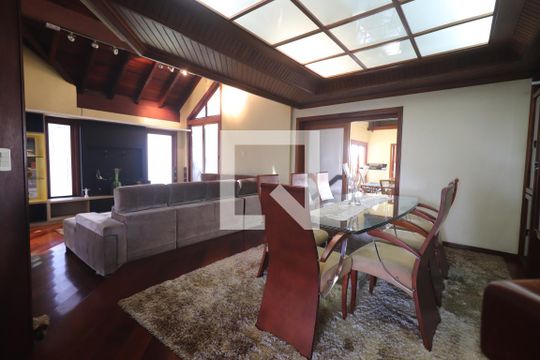 Sala de Jantar de casa à venda com 4 quartos, 572m² em Guarani, Novo Hamburgo
