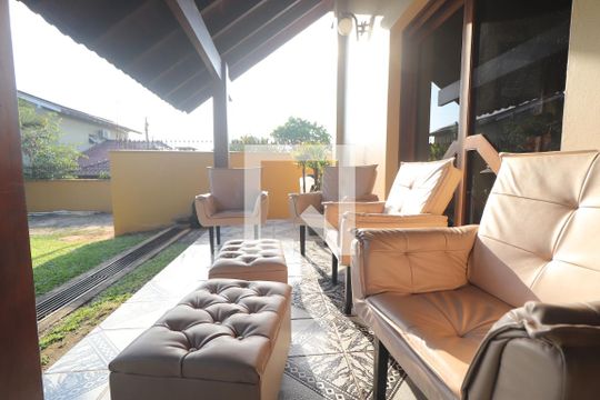 Área comum de casa à venda com 4 quartos, 572m² em Guarani, Novo Hamburgo