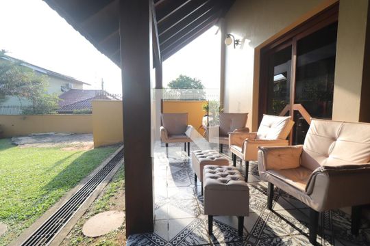 Área comum de casa à venda com 4 quartos, 572m² em Guarani, Novo Hamburgo