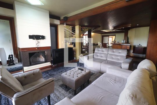 Sala de casa à venda com 4 quartos, 572m² em Guarani, Novo Hamburgo