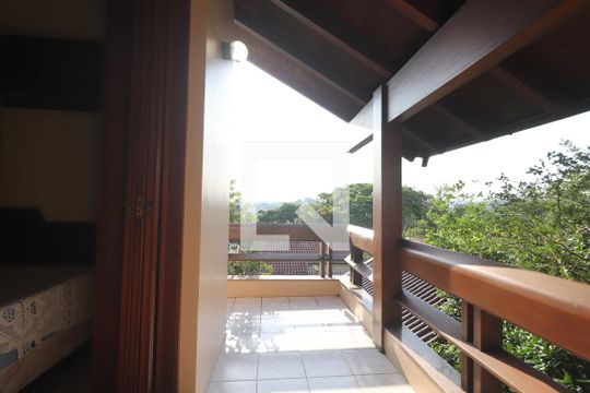 Sacada Quarto 01 de casa à venda com 4 quartos, 572m² em Guarani, Novo Hamburgo