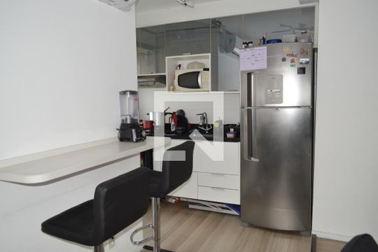 Cozinha de apartamento à venda com 2 quartos, 41m² em Cambuci, São Paulo